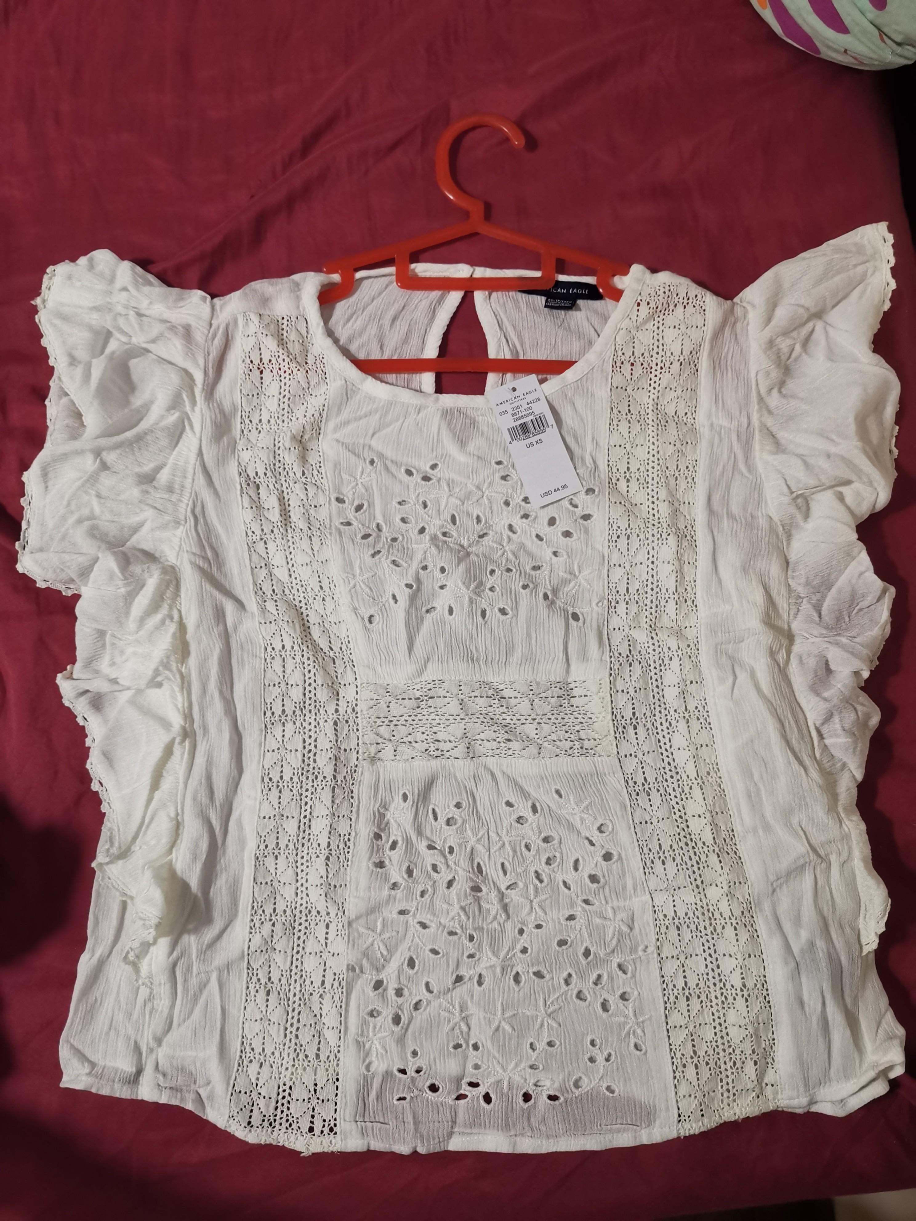 american eagle crochet top