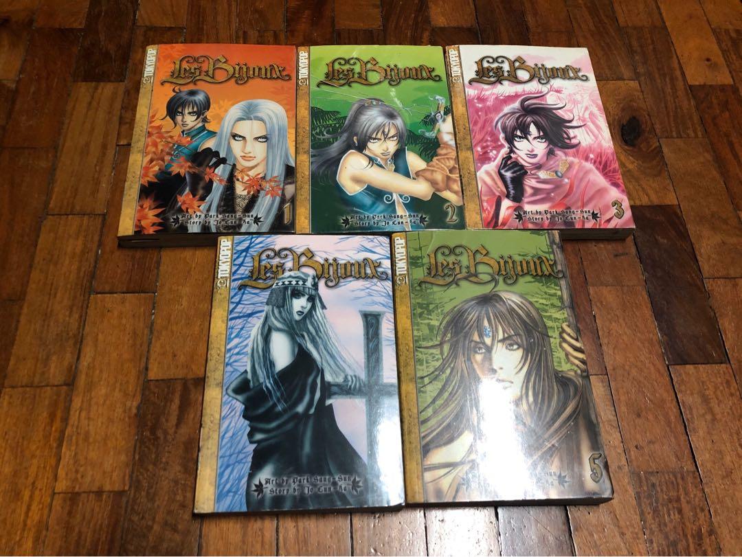 Assorted Manga Comics For Sale 5 6 Books Comics Manga On Carousell