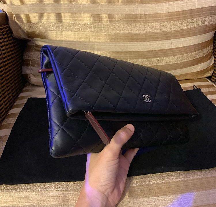 Chanel sales foldover clutch