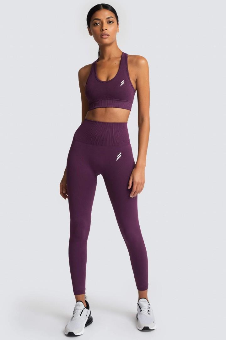 DoYouEven Hyperflex Seamless Set (but without logo) (Category: Activewear) located in Quezon City. Submitted by adiesaur (Listing ID 273482574, Image 1). Description: Medium. Sports Bra: 34-36" Waist: 28-30" RFS: Ordered wrong size :) #activewear #doyoueven #seamless #gymshark.