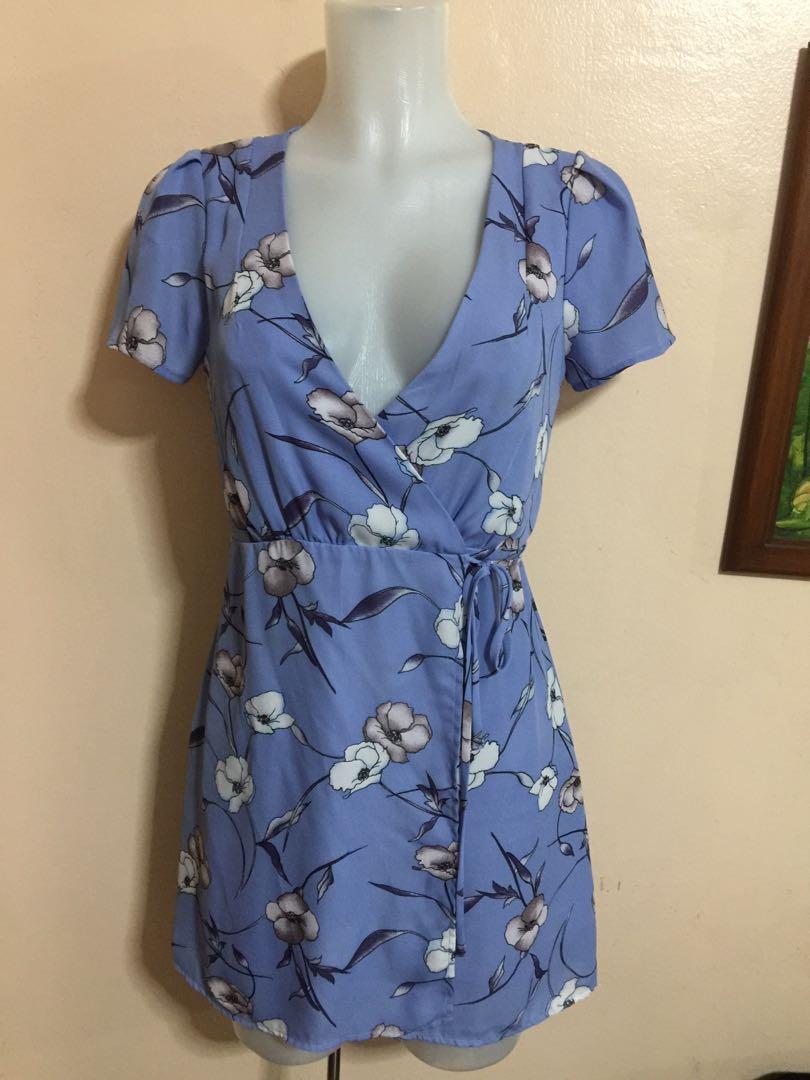 Blue floral dress forever 21 clearance