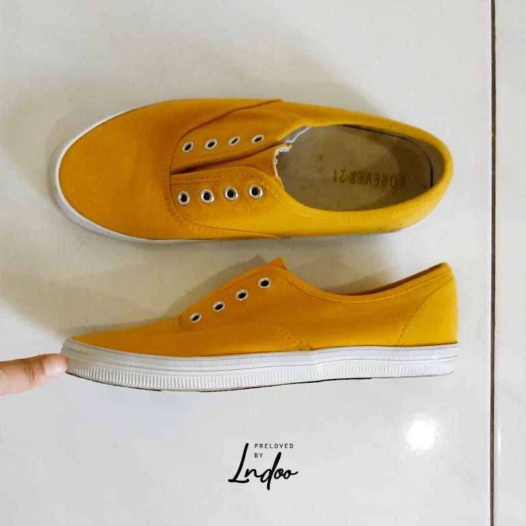 womens mustard sneakers