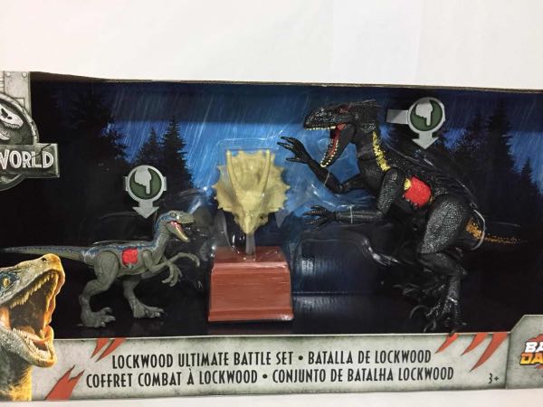 Jurassic world lockwood hotsell ultimate battle set
