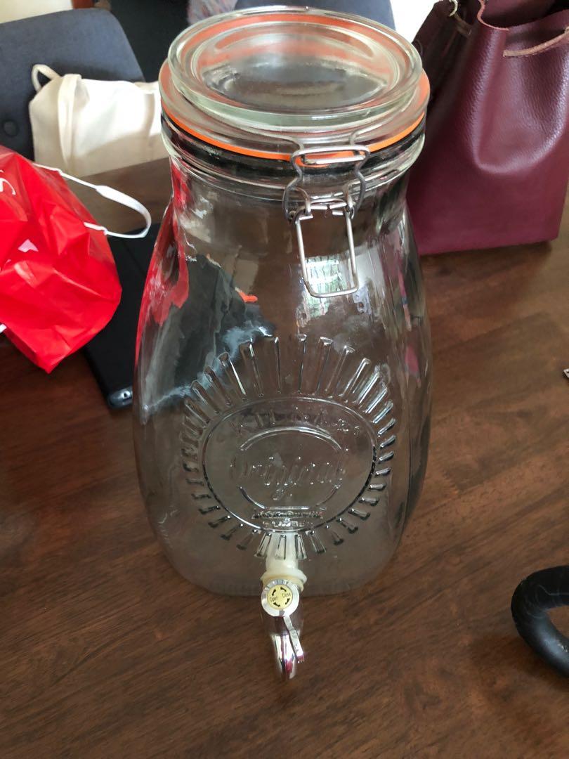 Kilner water dispenser 8 litre, TV & Home Appliances, Kitchen