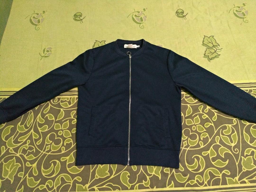 H&m logg bomber jacket hotsell
