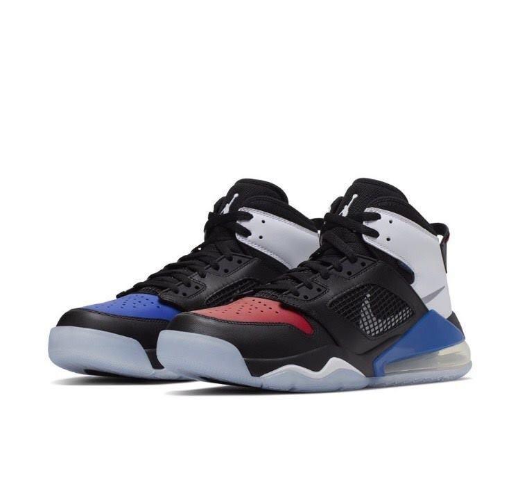 nike mars 720