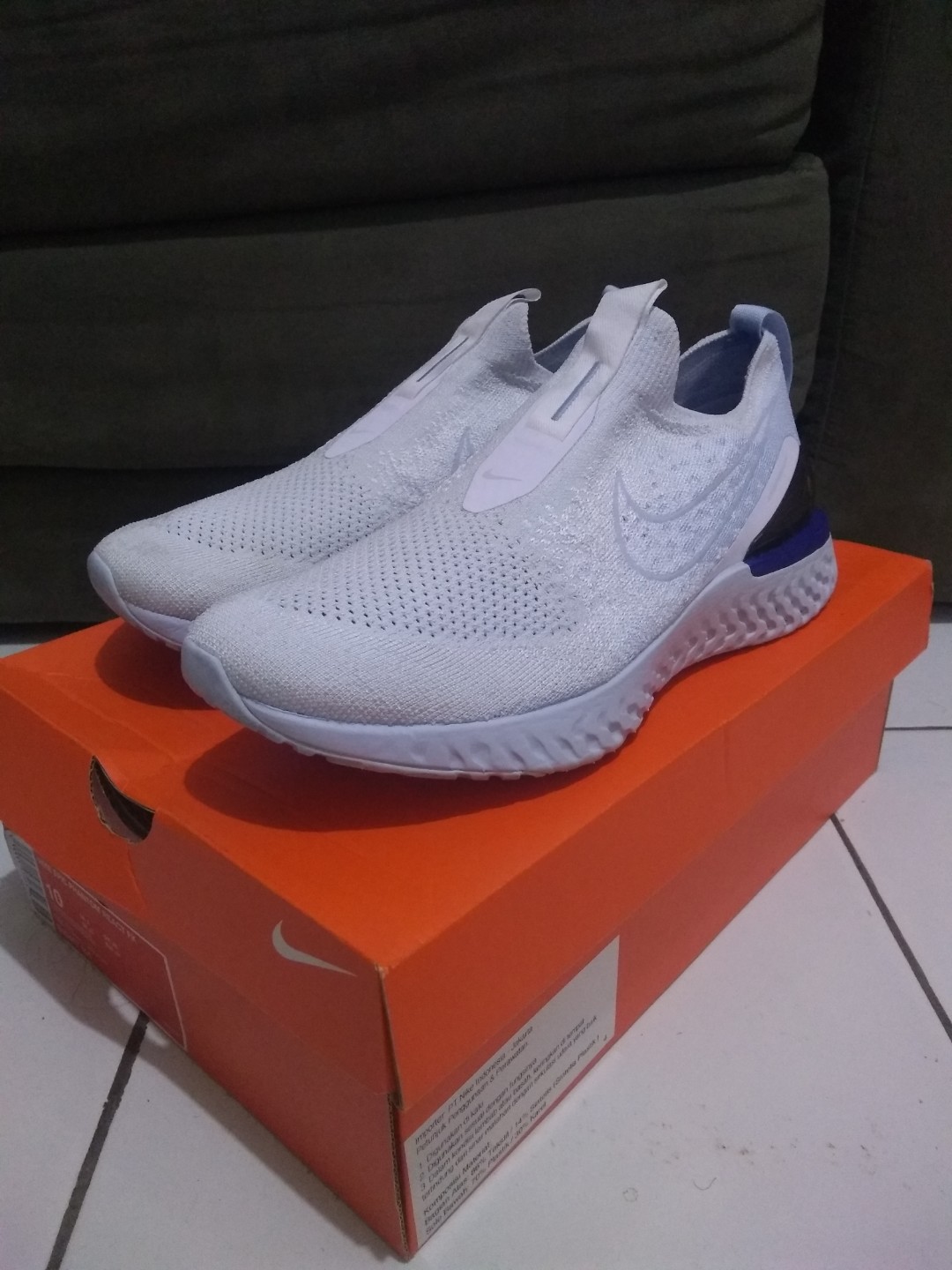 nike epic phantom react fk white