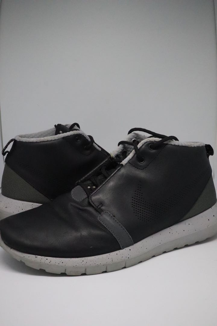 nike roshe run sneaker