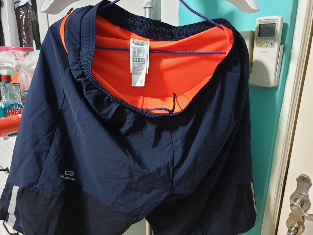 Running shorts Decathlon, Men's Fashion, Activewear on Carousell