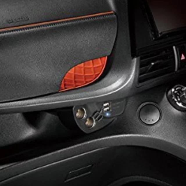 Sienta Carmate NZ559 Cigarette Socket And USB from Japan, Car