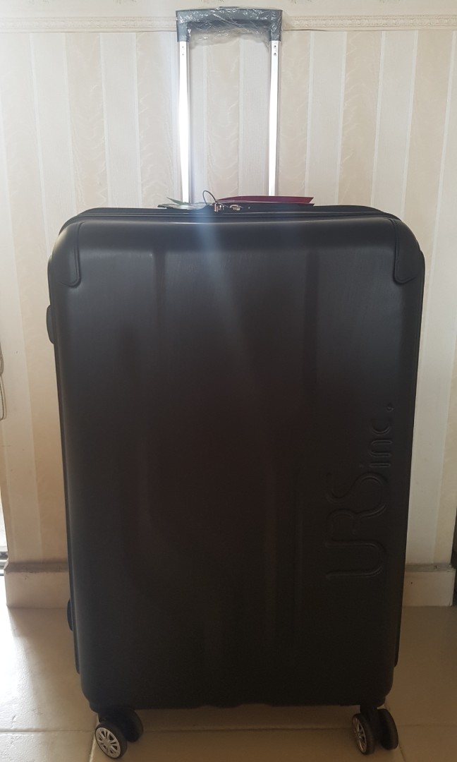 URS Inc 28 inch black luggage Hobbies Toys Travel Luggage on