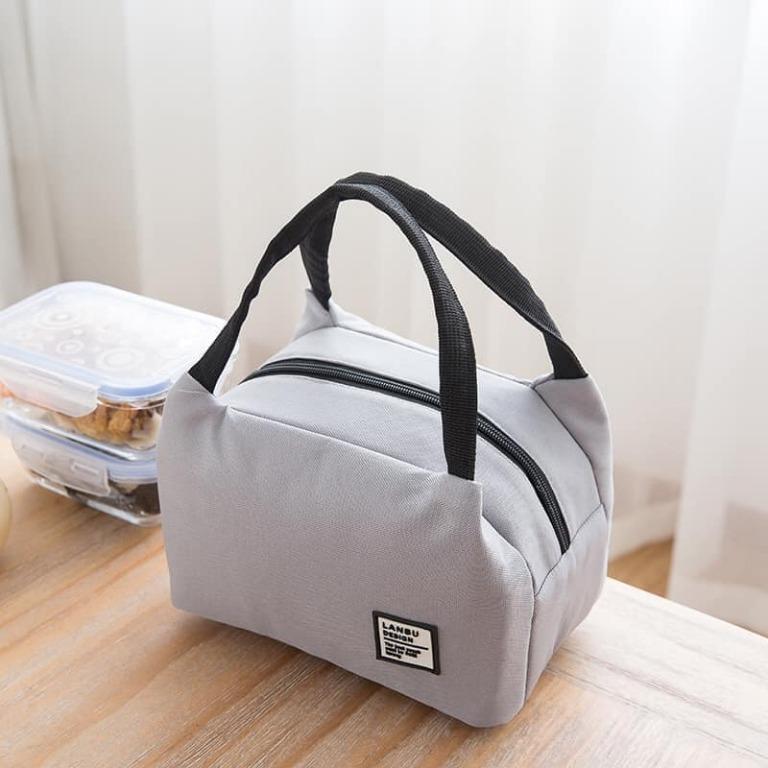 Waterproof Lunch Box (Category: Storage Boxes & Baskets) located in Manila. Submitted by magicgerry (Listing ID 273445402, Image 2). Description: Waterproof Lunch Box for Men Children Lunch Bag Portable Insulation Package (P200.00) > 23×18cm 2colors > Avail. in color black and gray. > Portable > Waterproof > Insulated.
