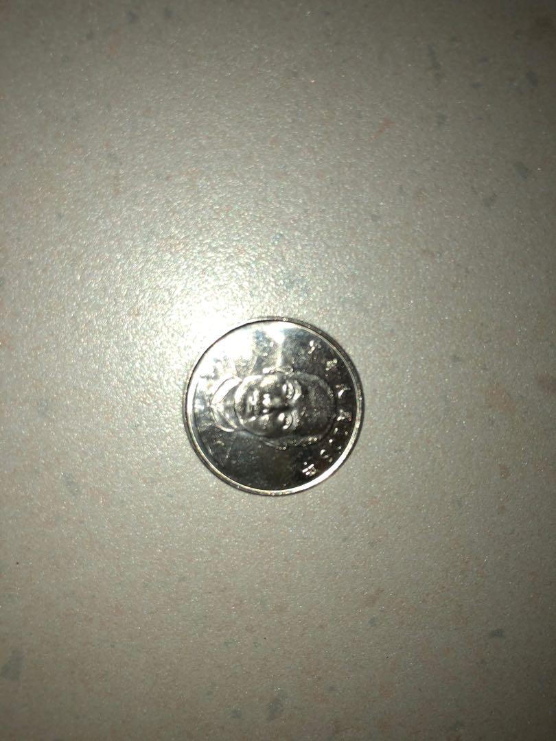 10 Taiwan Dollars TWD, Hobbies & Toys, Memorabilia & Collectibles, Currency  on Carousell