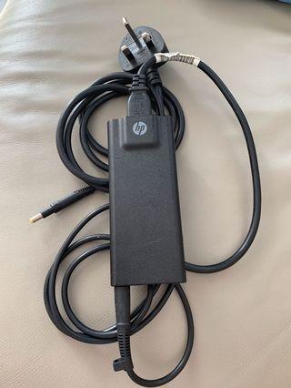 HP 90W Slim with USB AC  Power Travel Adapter