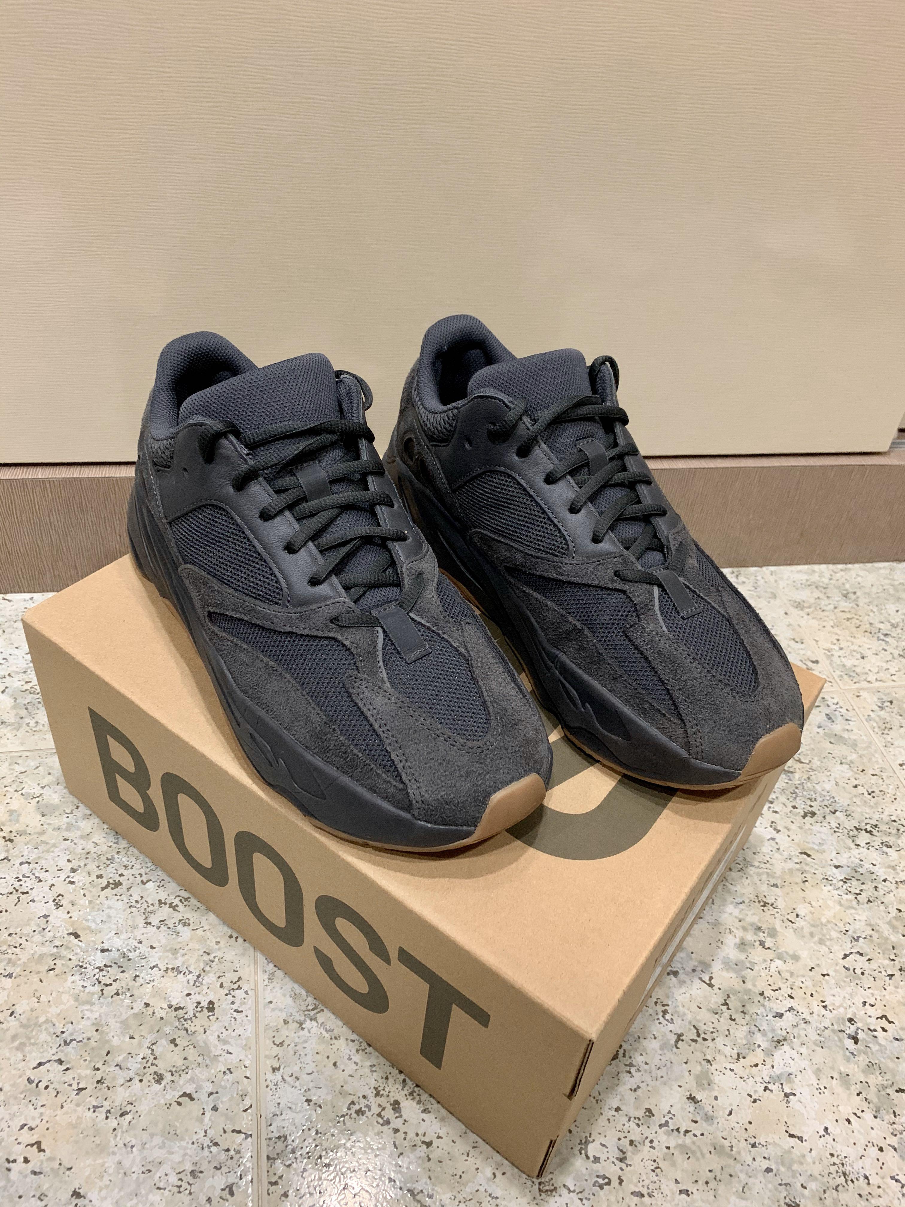 Adidas Yeezy 700 Utility Black US 10