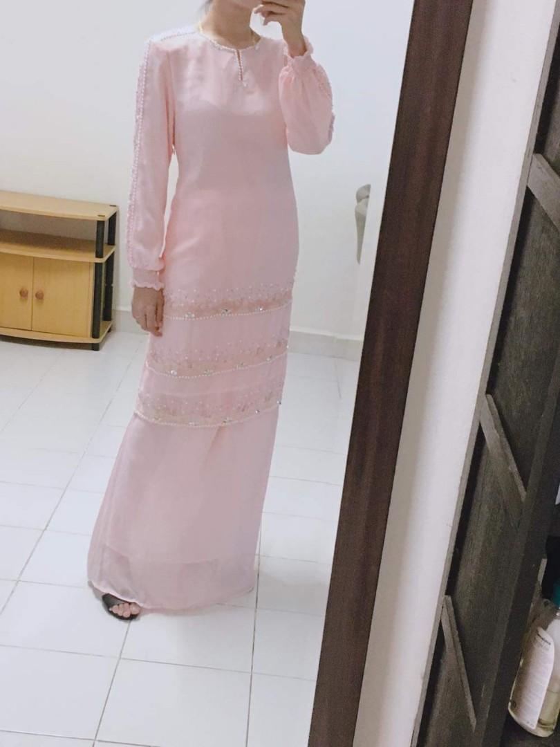 Baju Kurung Moden Warna Peach Women S Fashion Clothes Dresses On Carousell