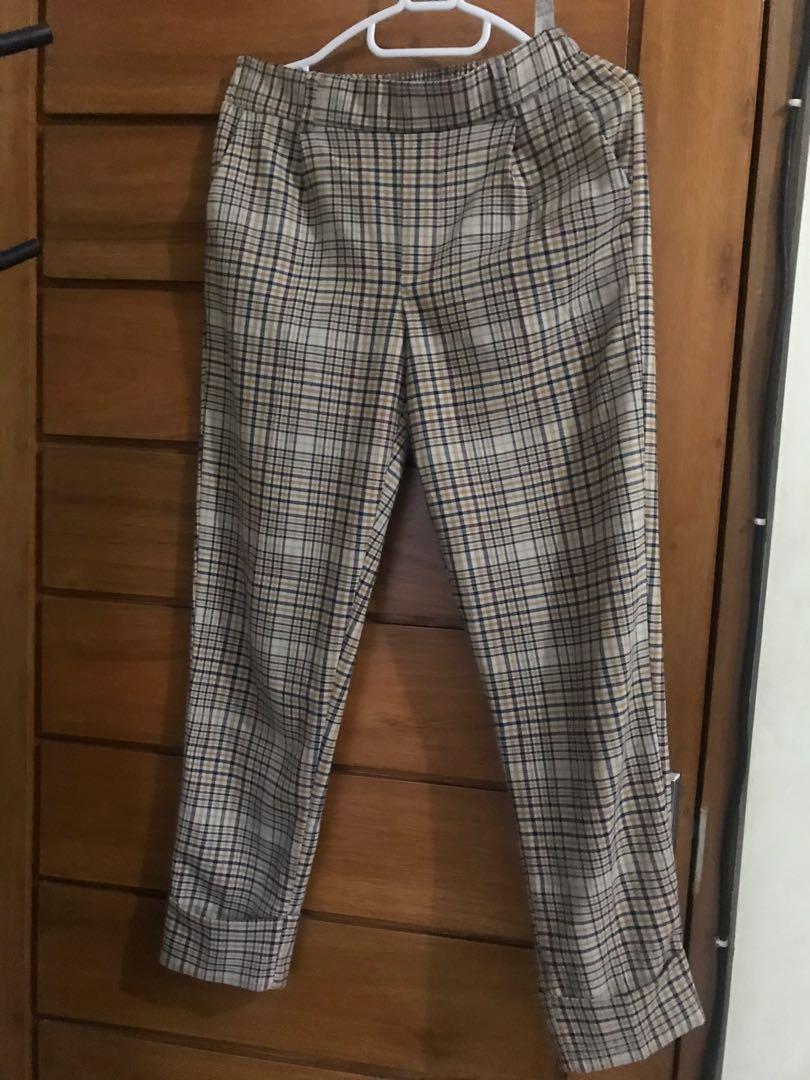 Bershka best sale tartan pants
