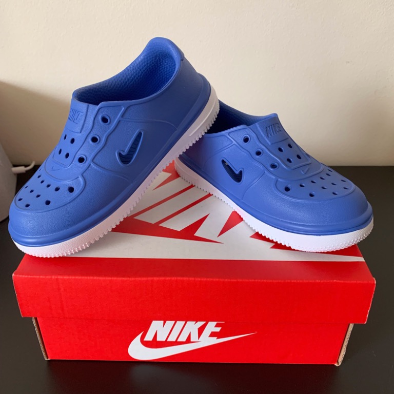 nike boys red