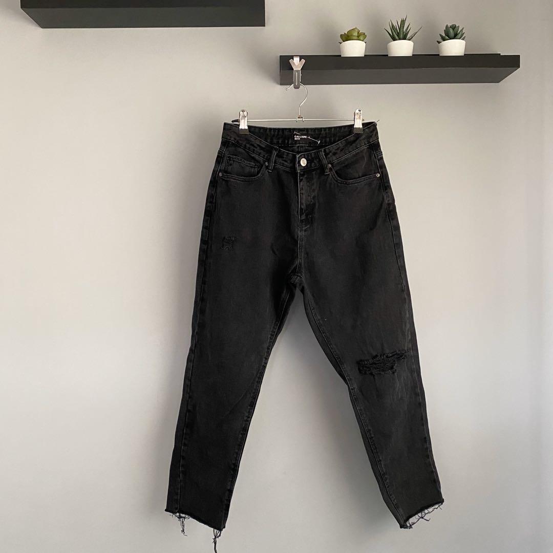 Calliope Ripped Mom Jeans, Women's Fashion, Bottoms, Jeans on Carousell