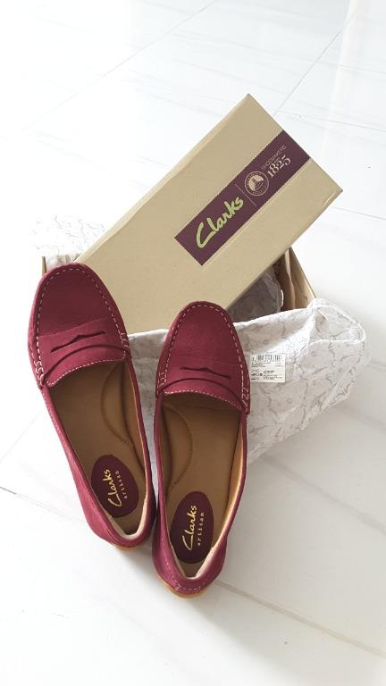 Clarks Doraville Nest Sneakers Women s Fashion Footwear Sneakers on Carousell