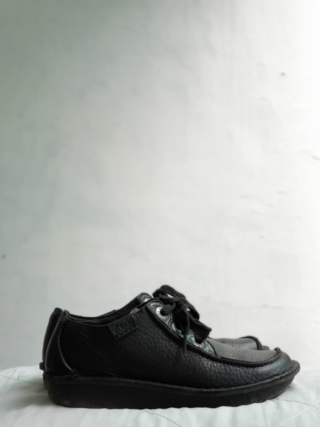 clarks funny dream black