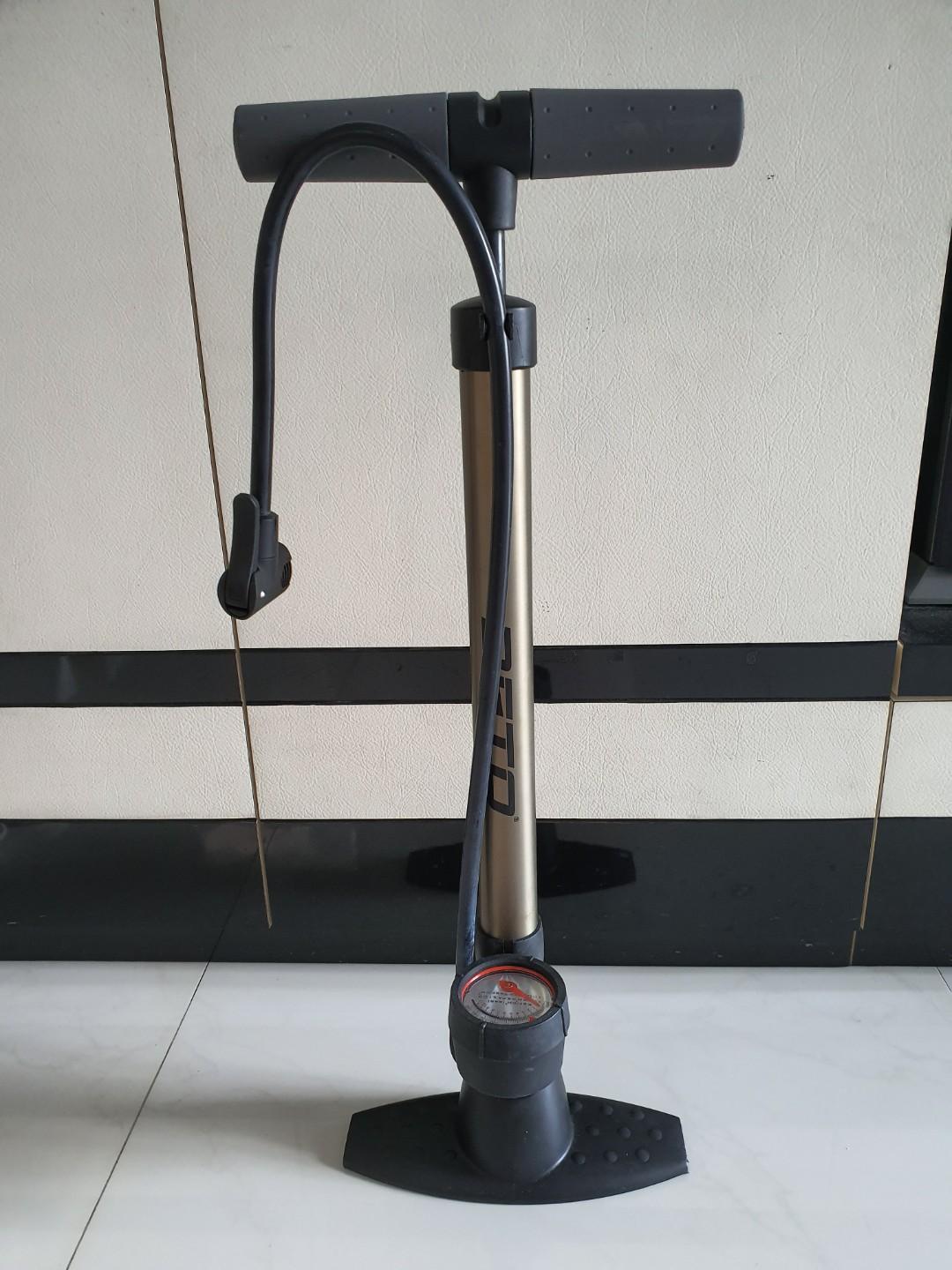 Hand Held pump, Sports Equipment, Bicycles & Parts, Parts & Accessories