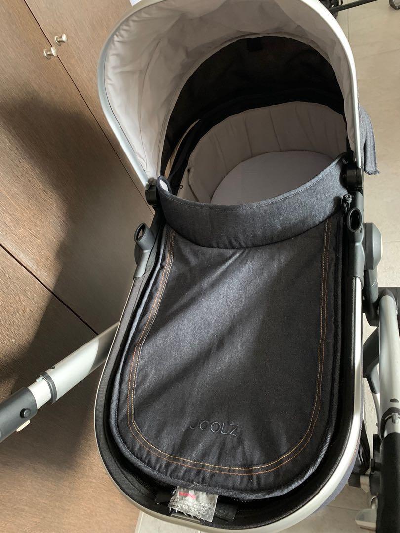 Joolz solid stroller (Category: Strollers) located in Singapore. Submitted by datukgong (Listing ID 273673624, Image 9). Description: Very solid stroller. Seat position high, no need baby chair when go to restaurant. .
