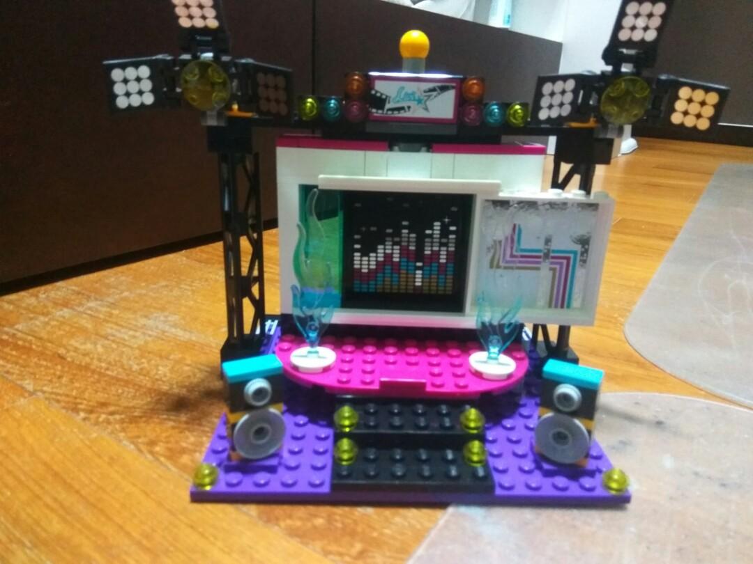 Lego Friends Livi Toys Games Bricks Figurines On Carousell