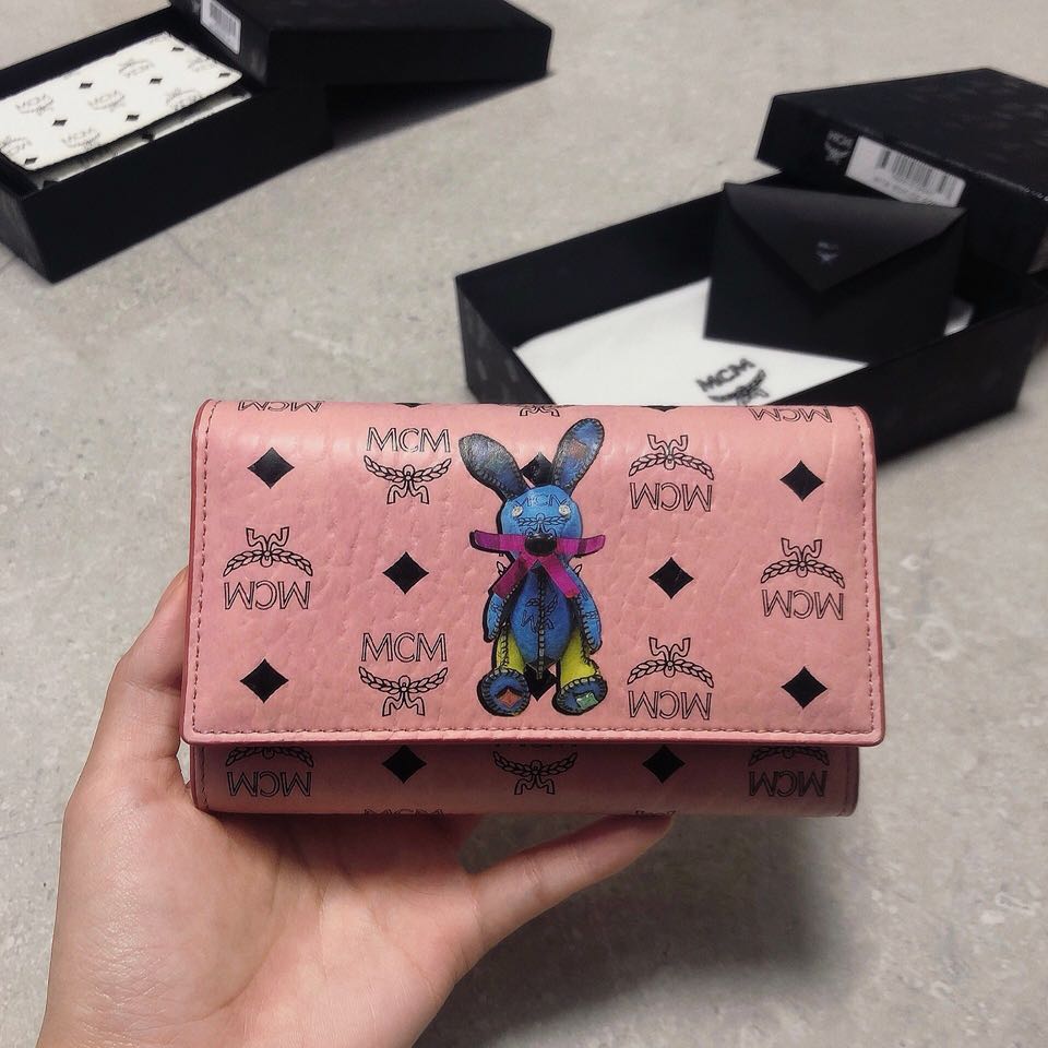 Mcm sales pink wallet