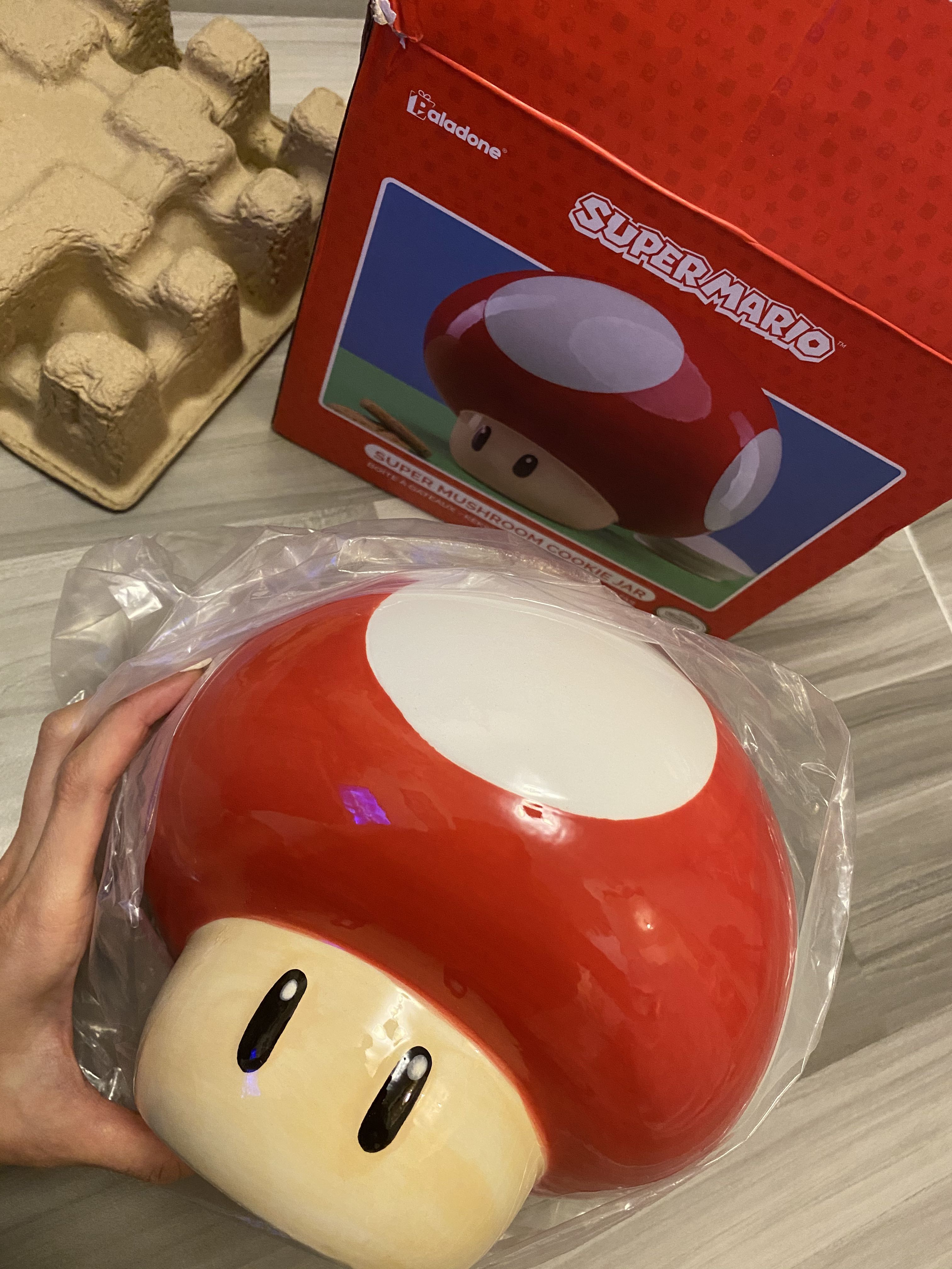 （new) Super Mario cookie jar 蘑菇, 興趣及遊戲, 手作＆自家設計, 文具及工藝 節日佈置及裝飾
