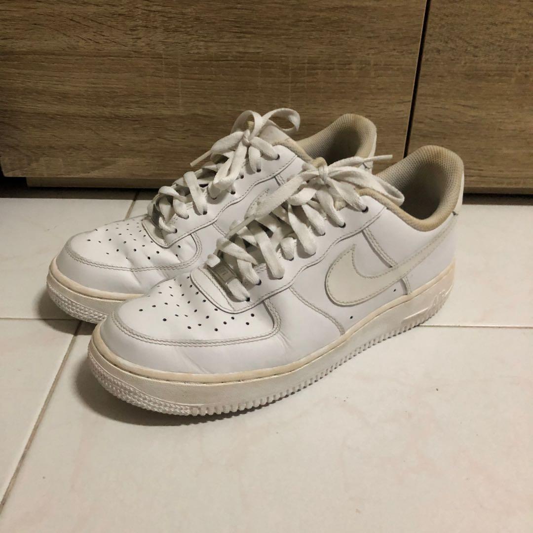 how to whiten air force 1 soles