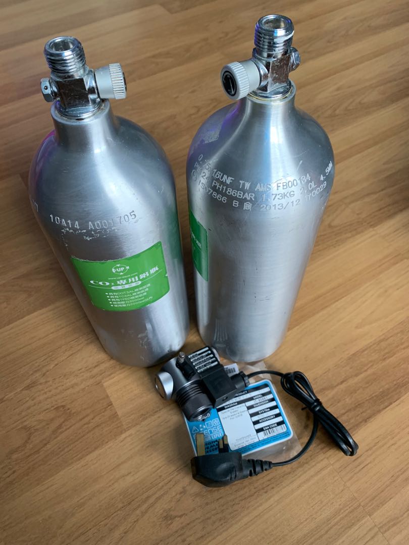 Selling 2qty CO2 Canisters (free Intense CO2 regulator w new old ring