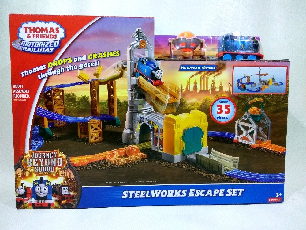 thomas and friends motorized railway steelworks escape set