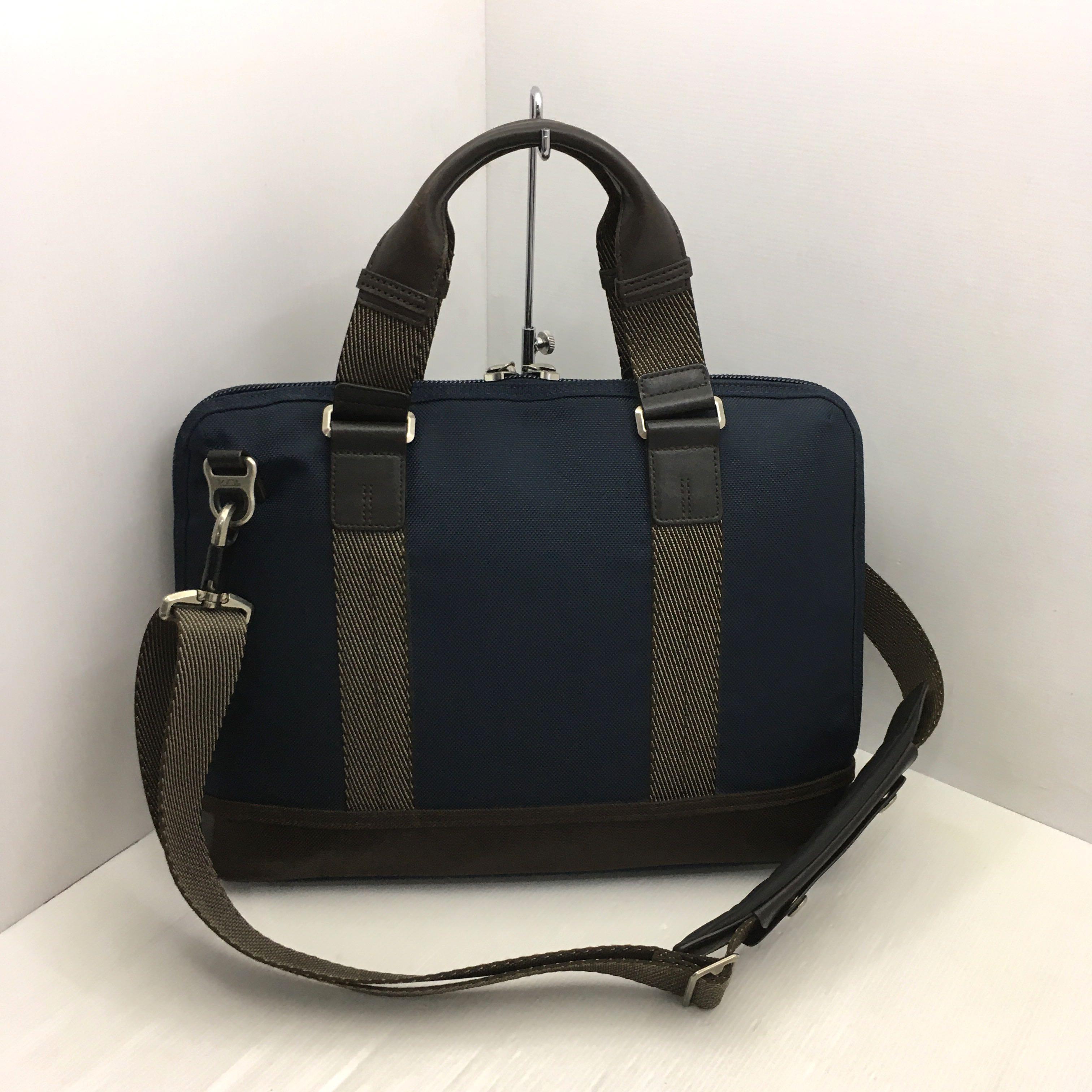 Tumi Laptop/briefcase 207000845, Men's Fashion, Bags, Belt bags