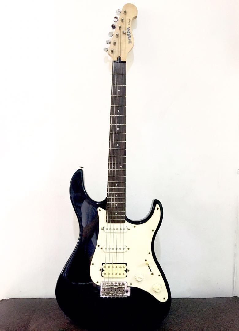 Yamaha EG112 Electric Guitar w/ Delta Amplifier (negotiable), Hobbies