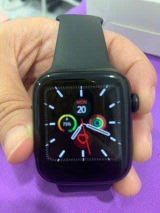 Techwatch - Apple watch lookalike!