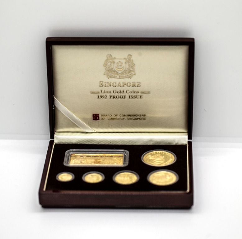 1992 Singapore Lion Gold Bullion Proof Coin Set with Original