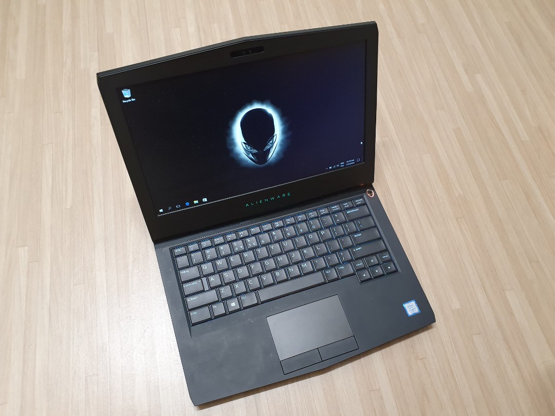 Alienware 13 r3 gaming laptop, Computers & Tech, Parts & Accessories ...