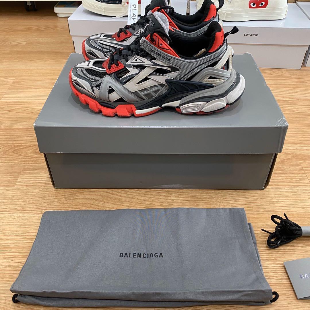 balenciaga track olx
