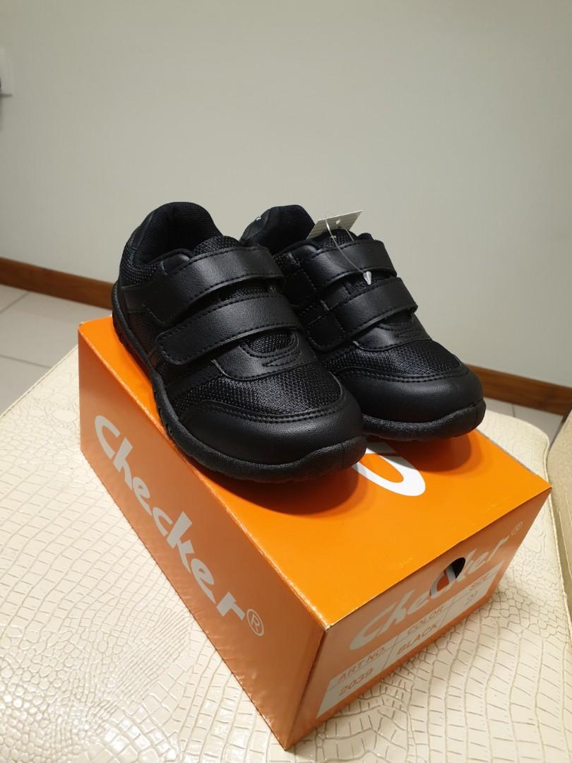 size 4 black school shoes