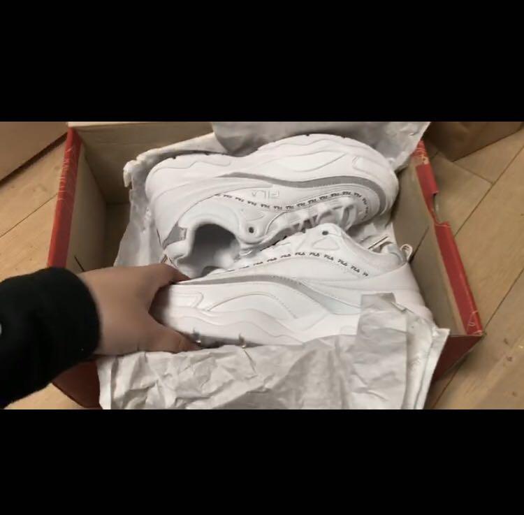 fila disruptor reflective