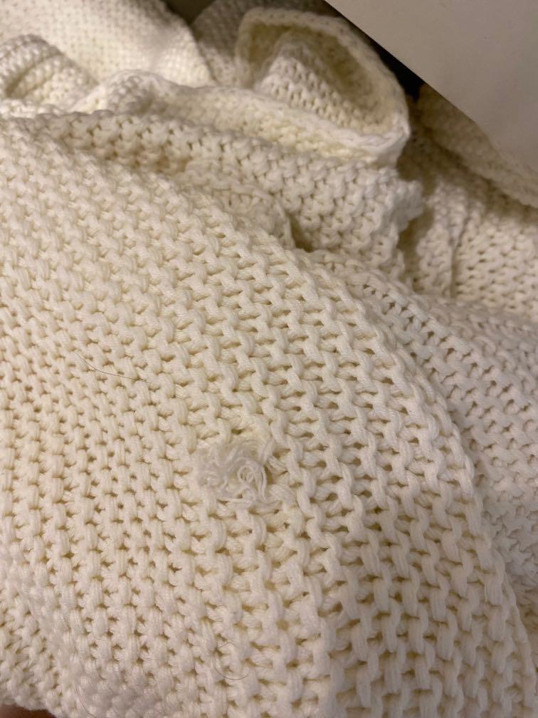 Free 2 x Ikea cream throw / blankets, Furniture & Home Living, Home