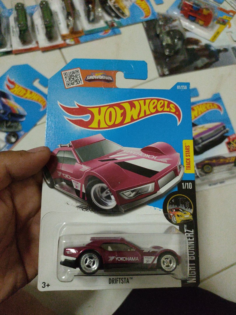 hot wheels th