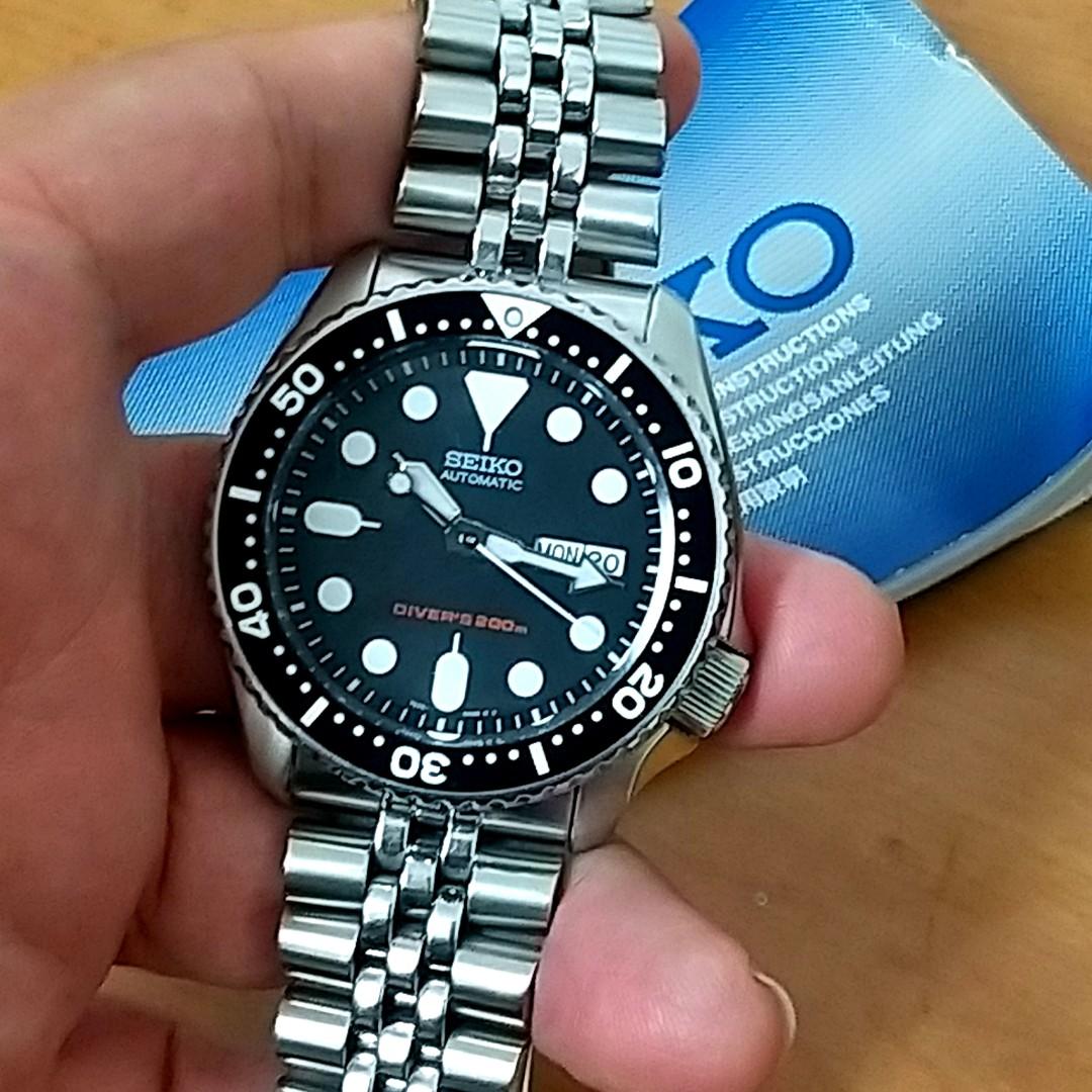 Jam tangan SEIKO Diver LEGENDARIS SKX007K2 ORI, Fesyen Pria, Jam Tangan di  Carousell
