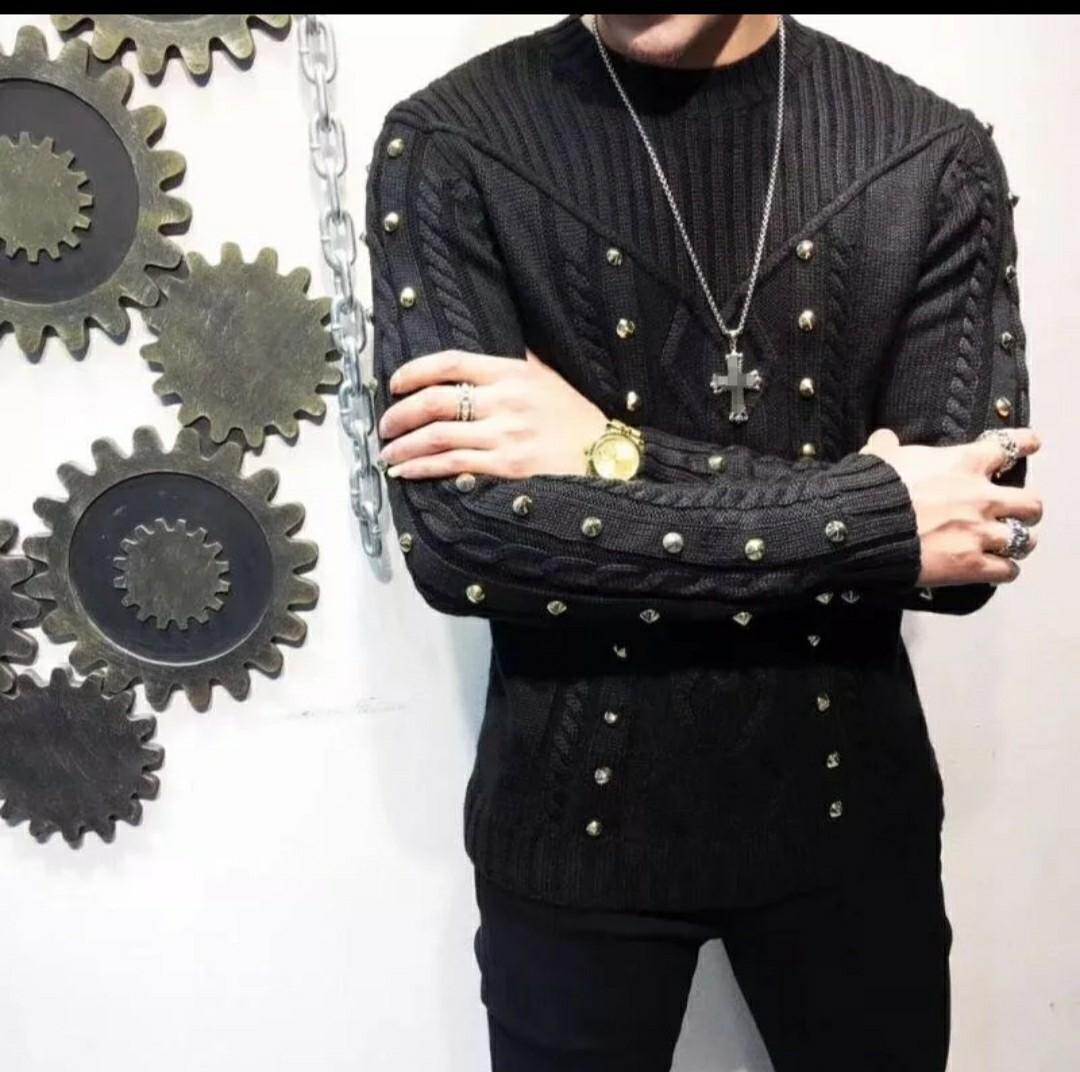 black rivet sweater