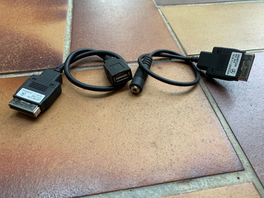 Mercedes media interface cable USB/Aux, Computers & Tech, Parts