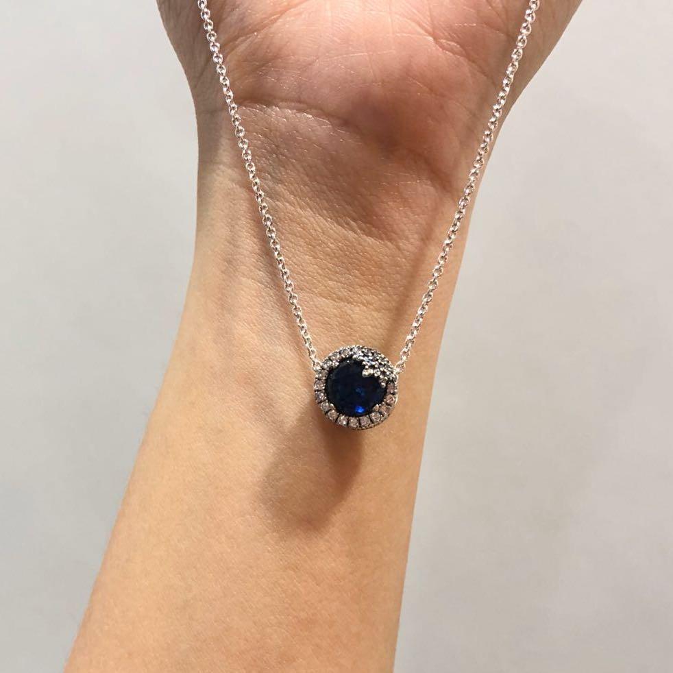 Dazzling best sale snowflake charm