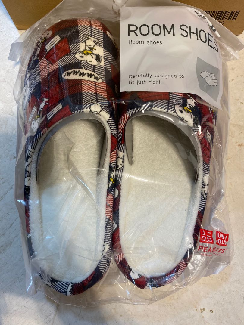 Snoopy slippers outlet uniqlo