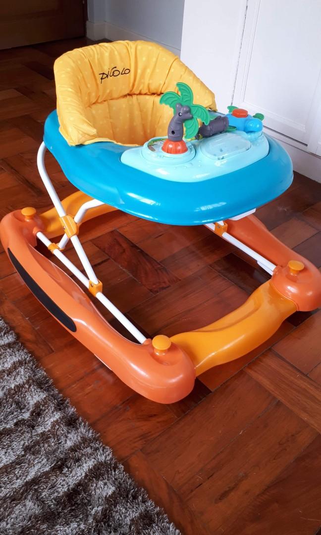 picolo baby walker