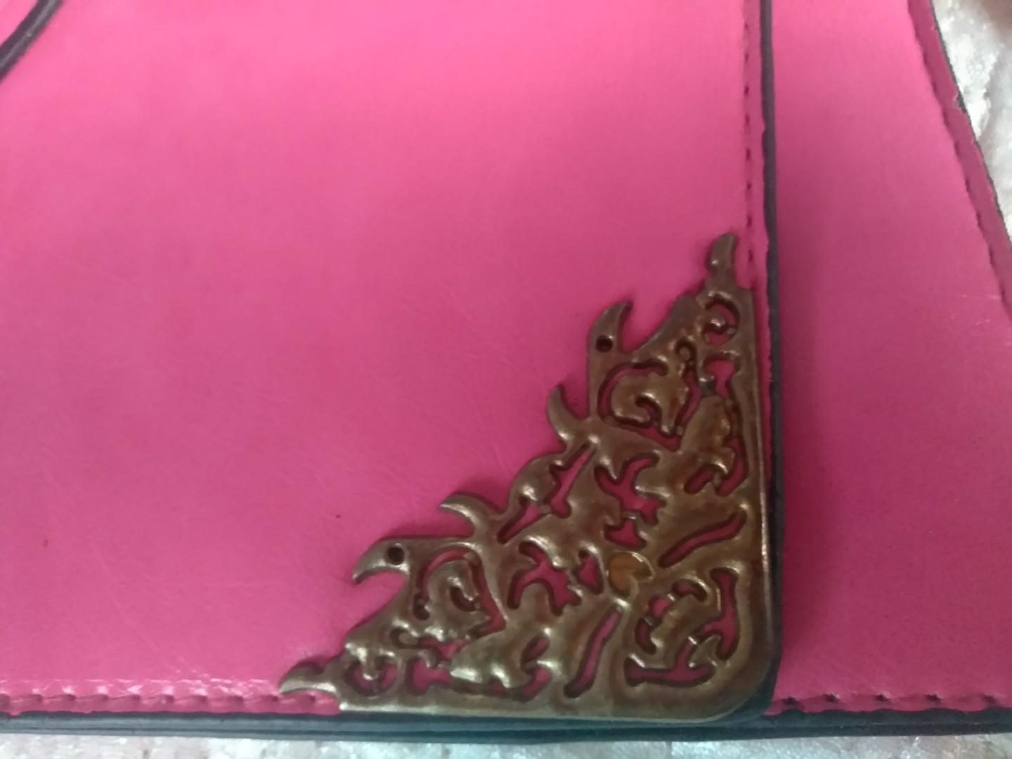 pink clutch 1579498033 18e0d0bf progressive